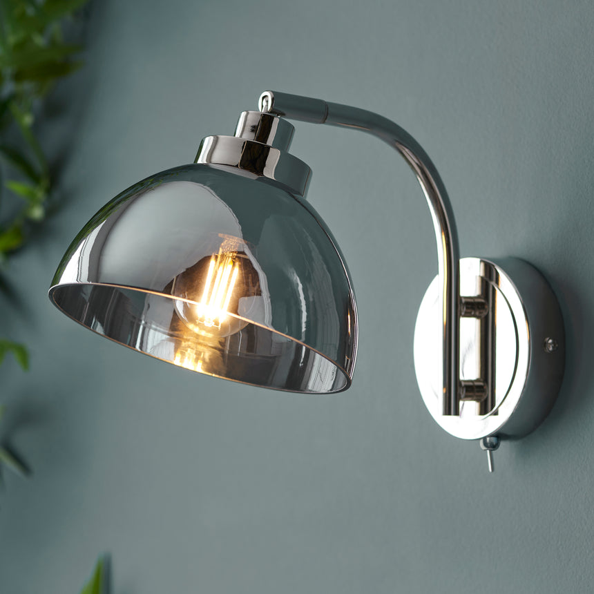 Caspa Wall Light