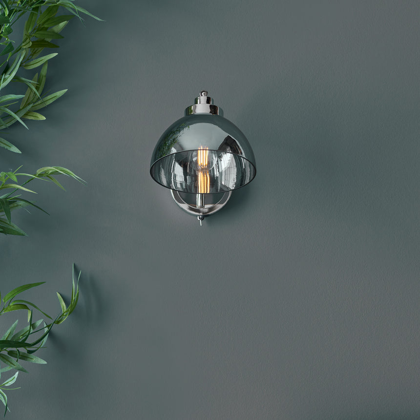 Caspa Wall Light