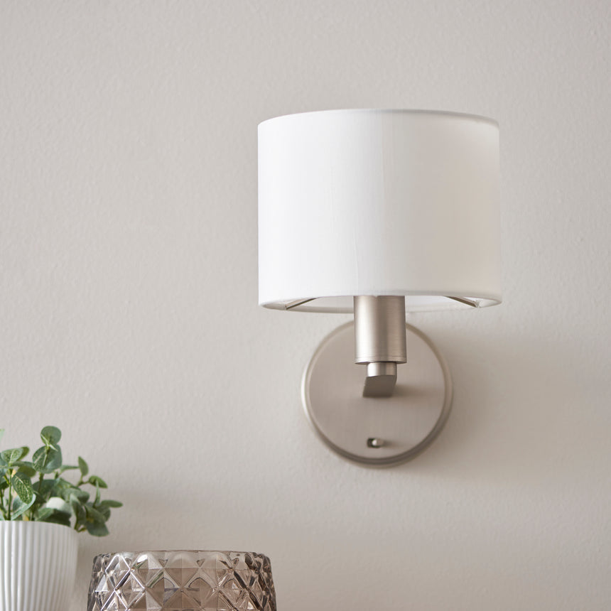 Daley Wall Light