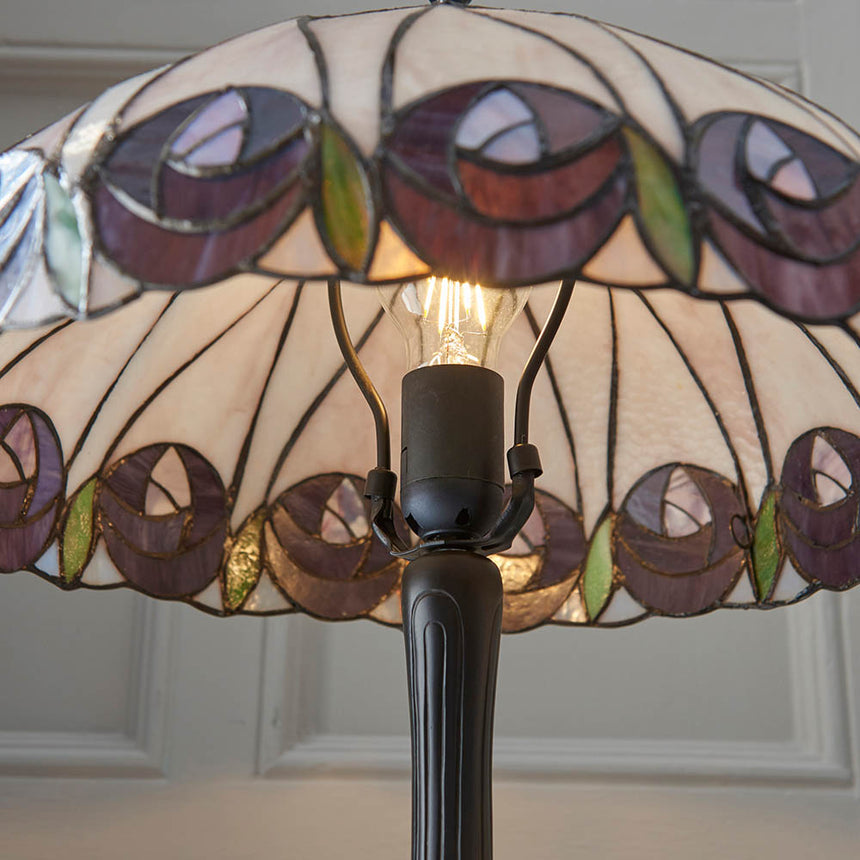 Hutchinson Medium Tiffany Table Lamp