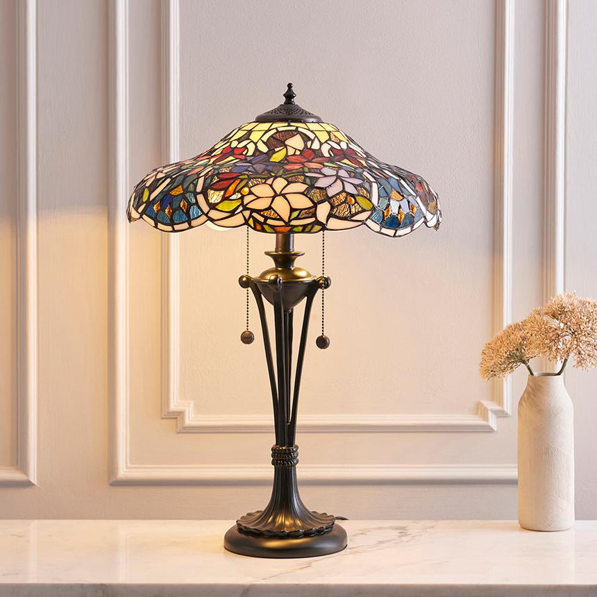 Sullivan Medium Tiffany Table Lamp