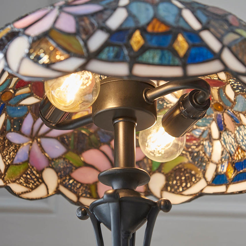 Sullivan Small Tiffany Table Lamp