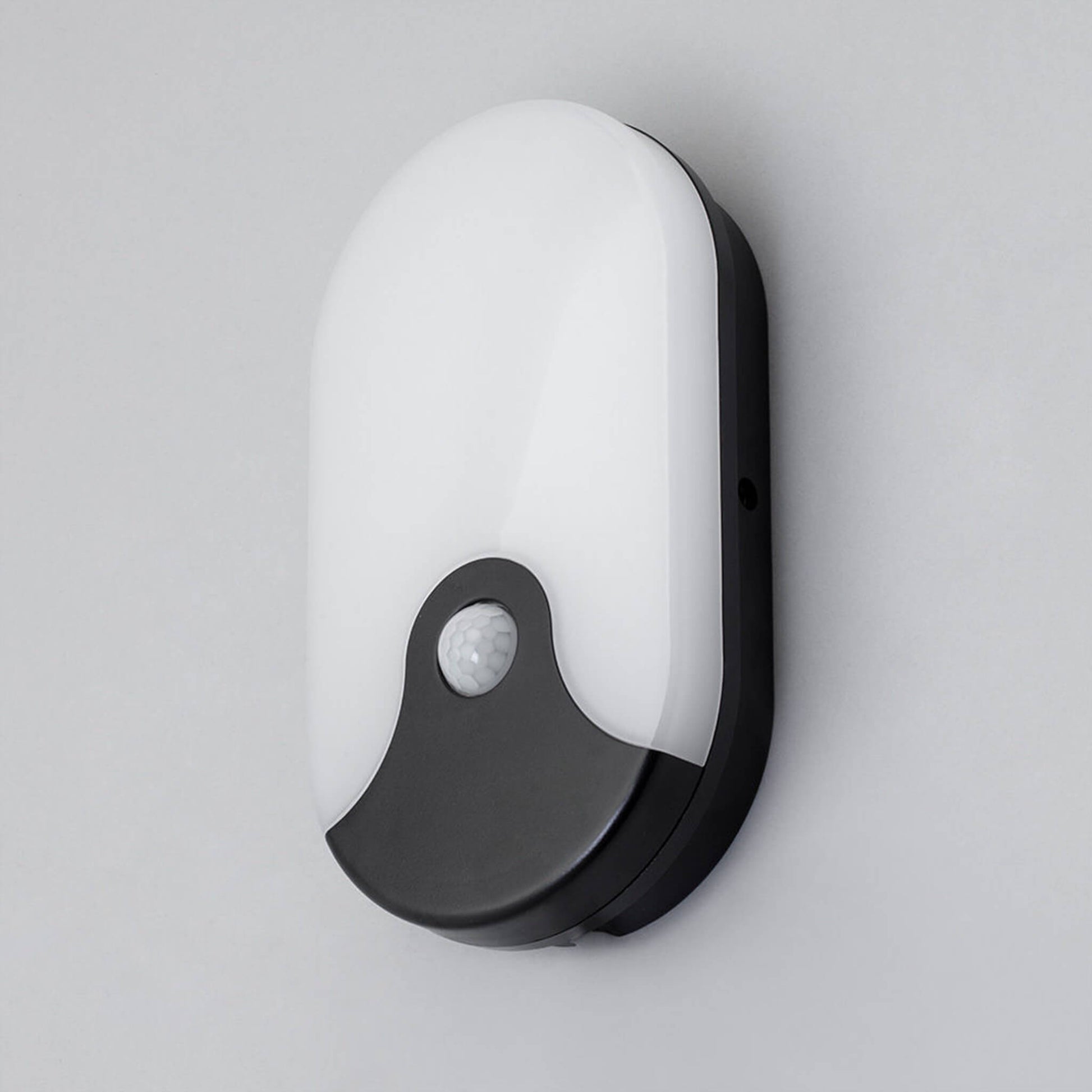 Lampsy 15w Oval LED Bulkhead PIR IP65 Black - -Lampsy