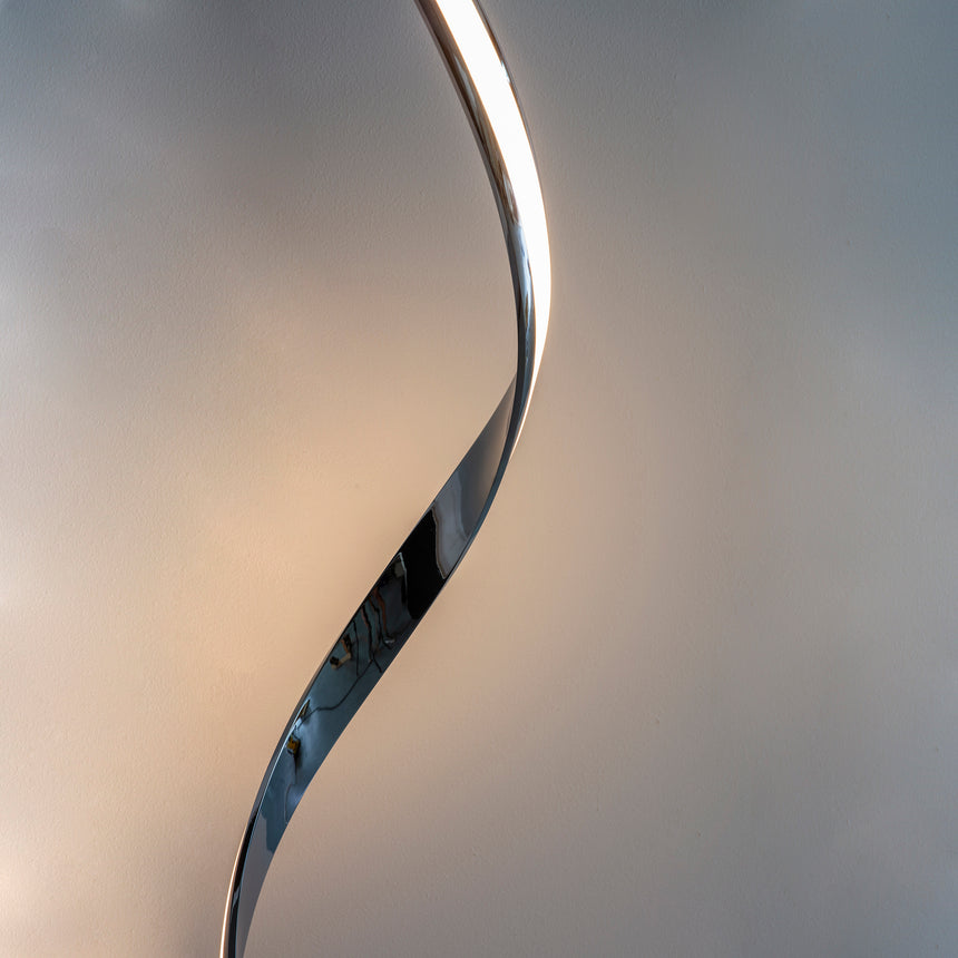 Aria LED Floor Lamp