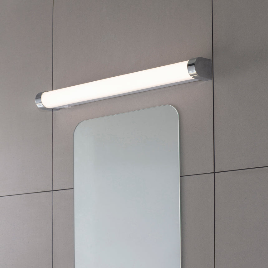 Moda Bathroom Wall Light, Chrome