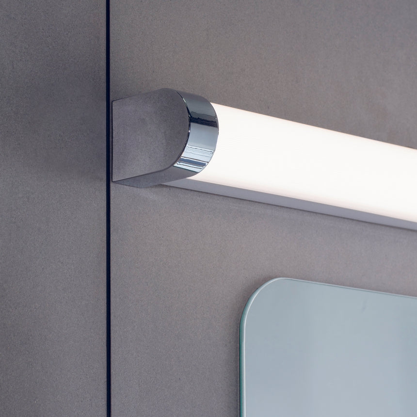 Moda Bathroom Wall Light, Chrome