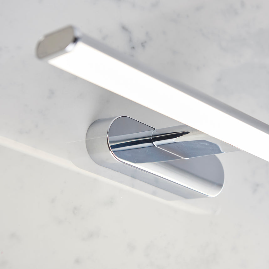 Moda Bathroom Wall Light, Chrome