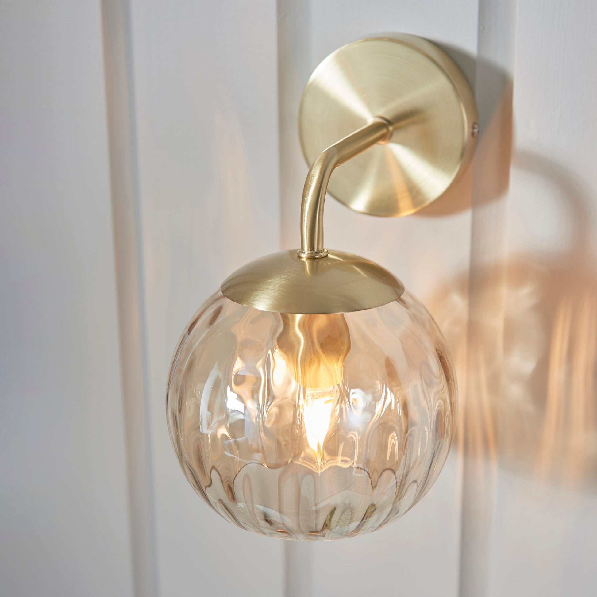 Dimple Wall Light, Gold/Champaigne
