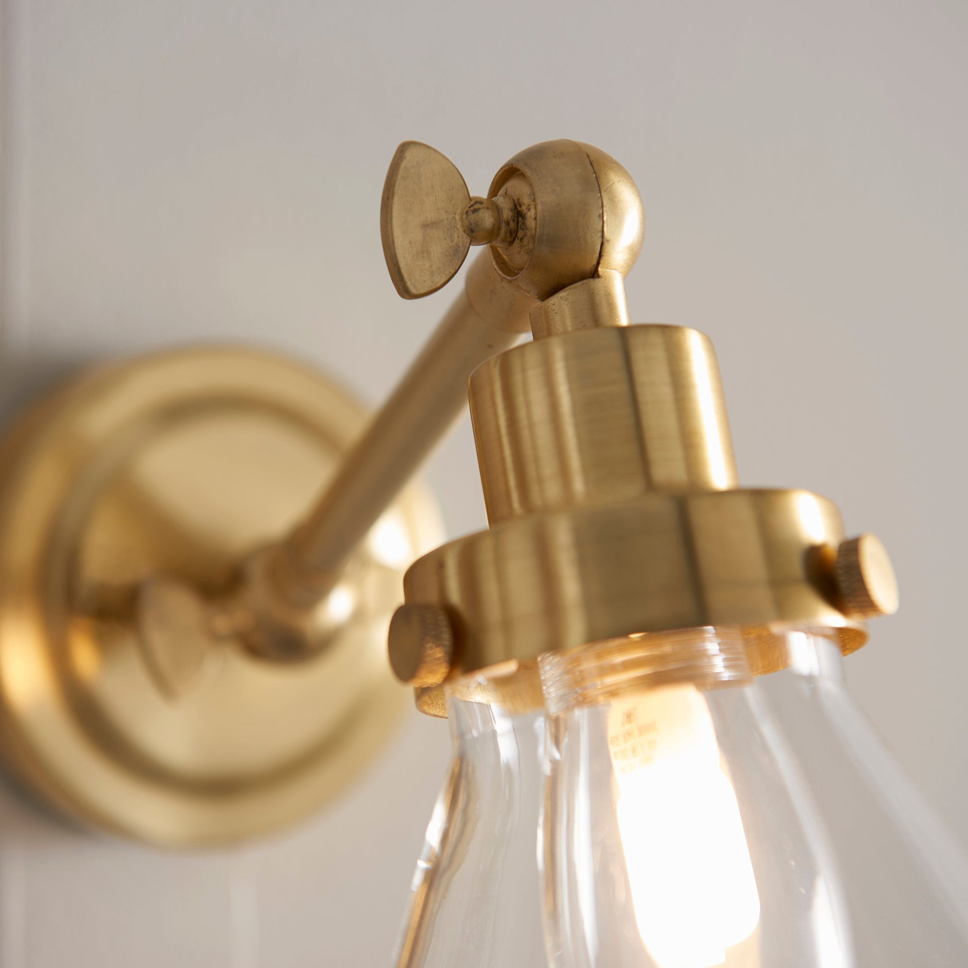 Faraday Bathroom Wall Light