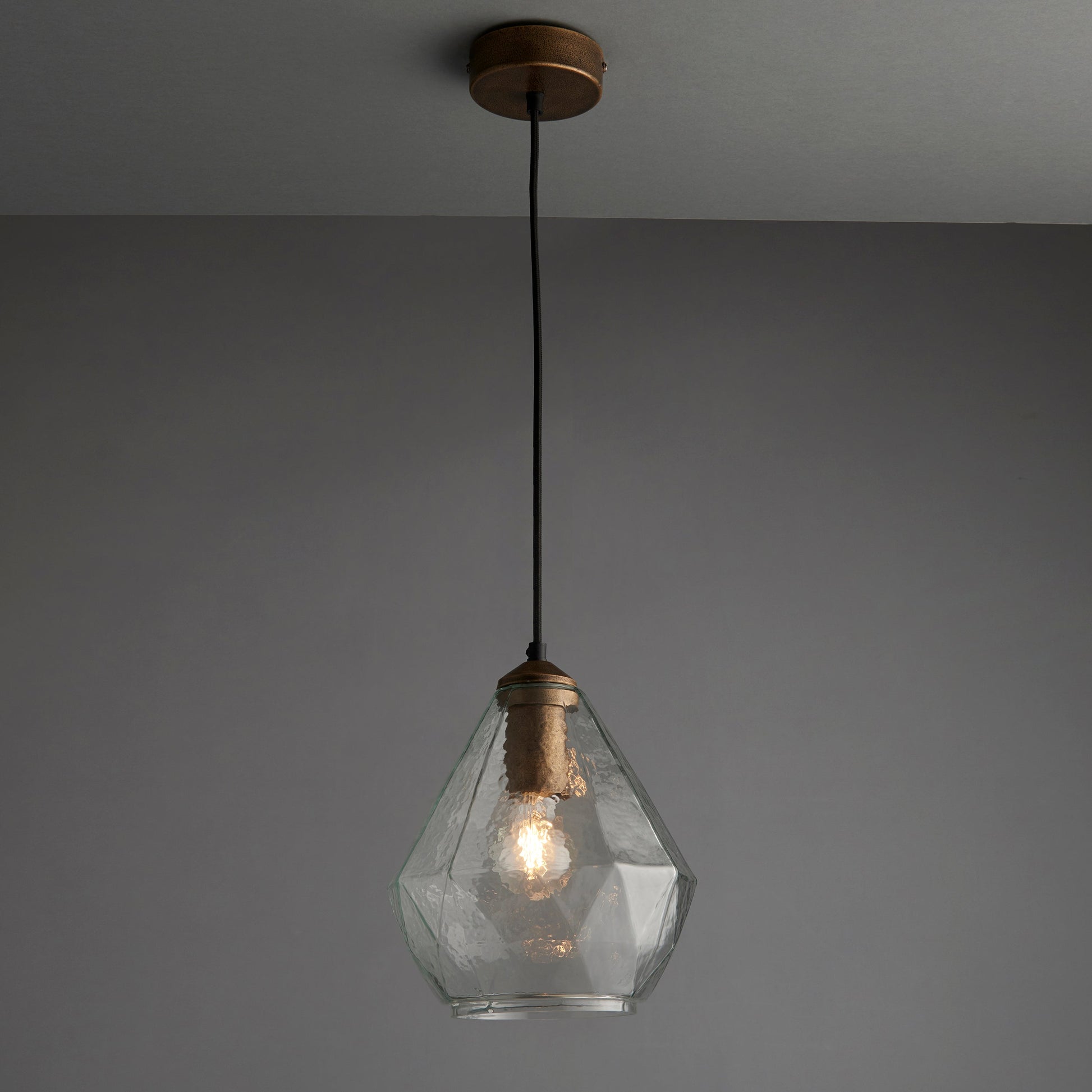 Ebbe Pendant Light