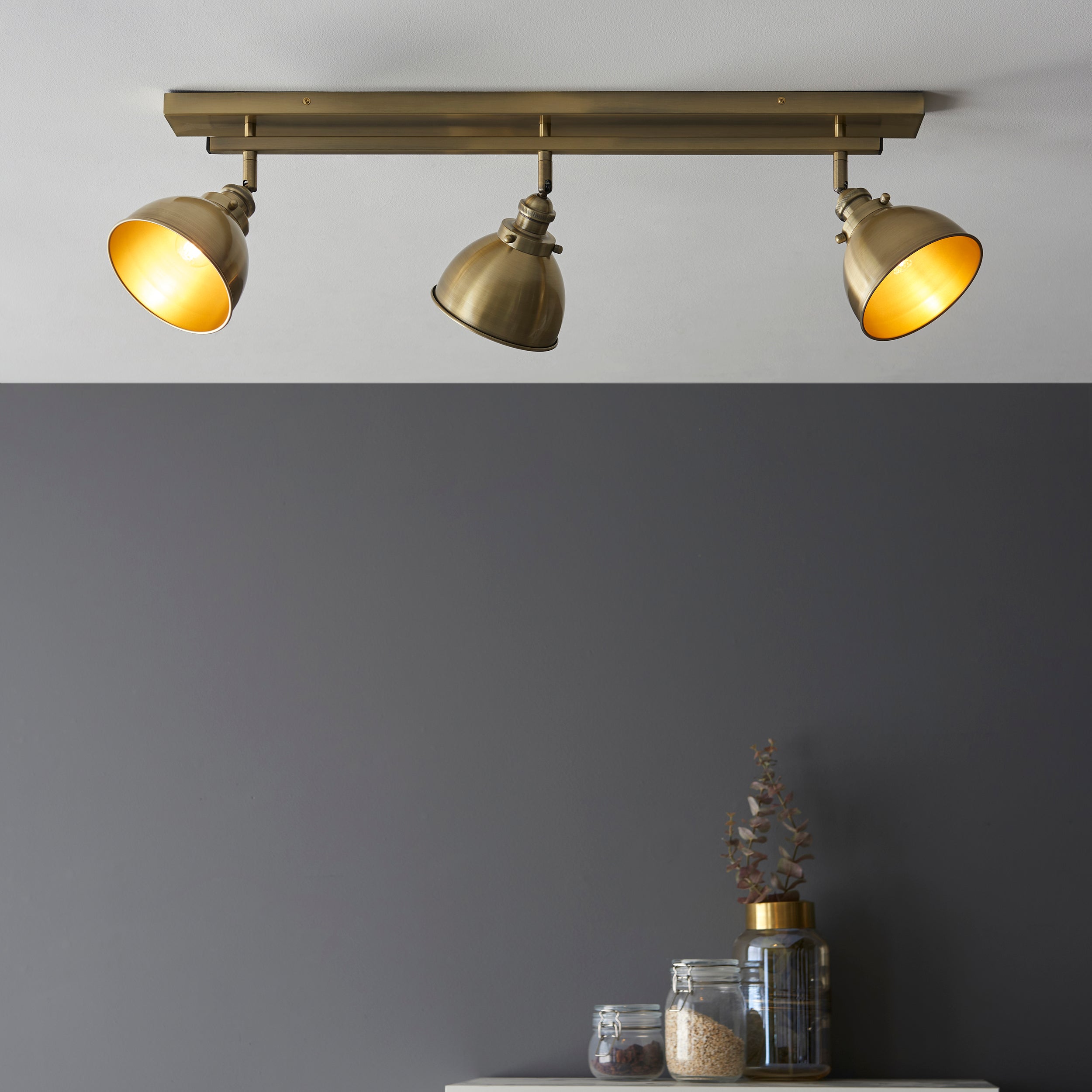 Brass spotlight bar sales