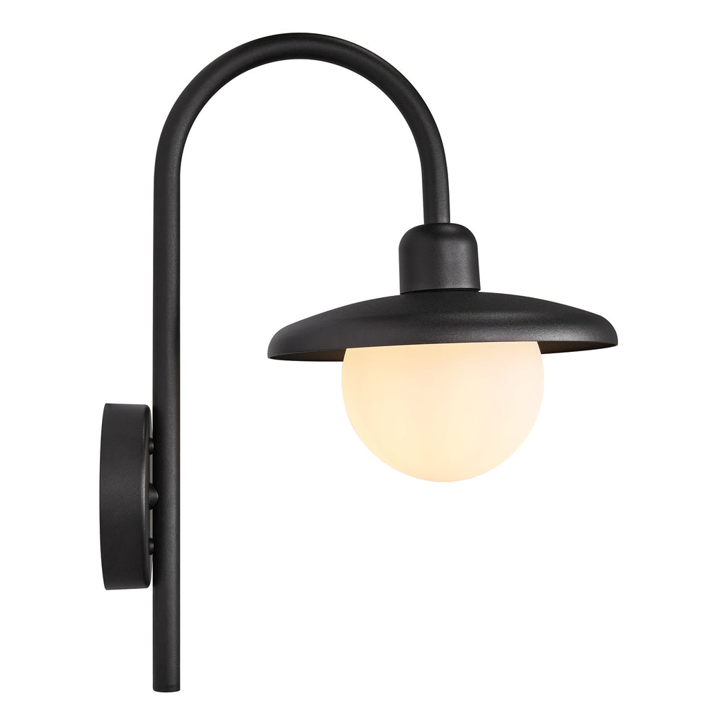 Berlo Outdoor Wall Light