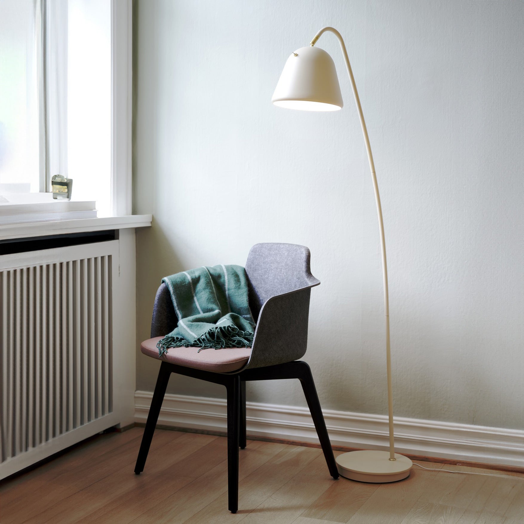 Fleur Floor Lamp, Beige