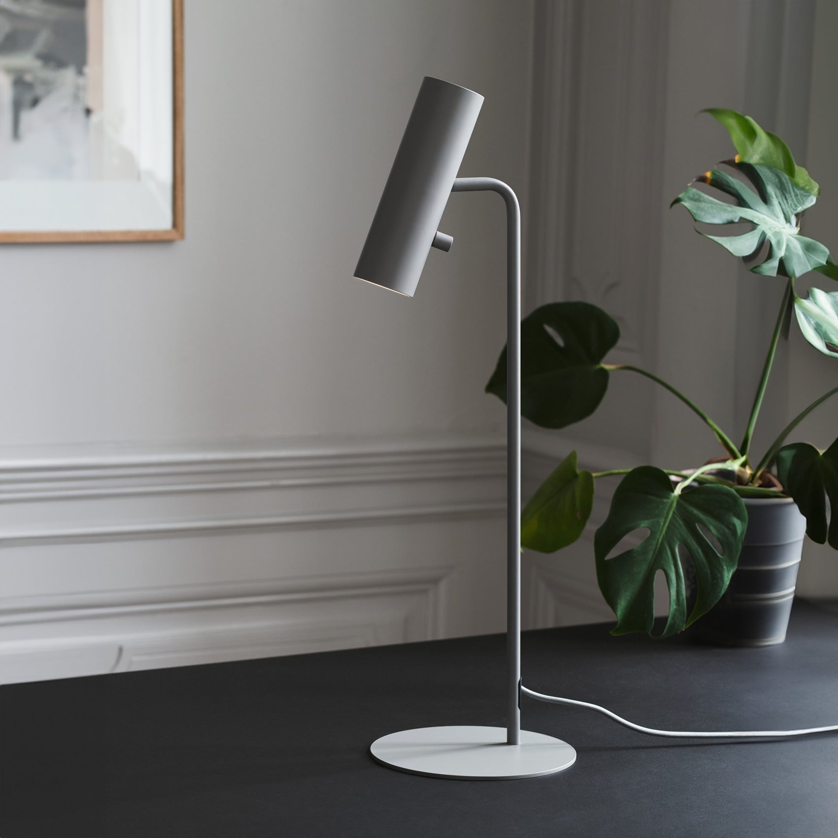 MIB 6 Task Table Lamp