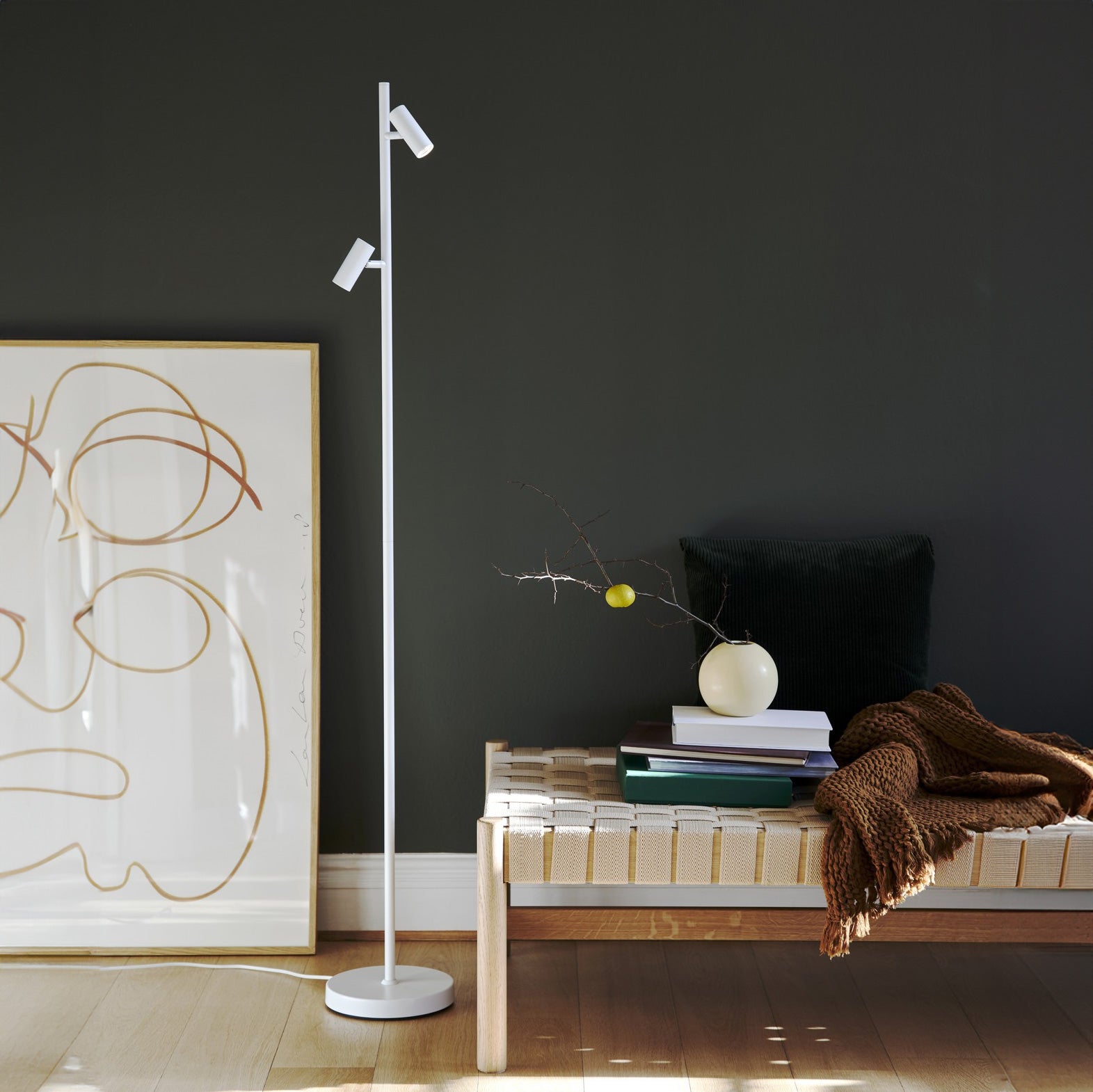 Omari LED Floor Lamp