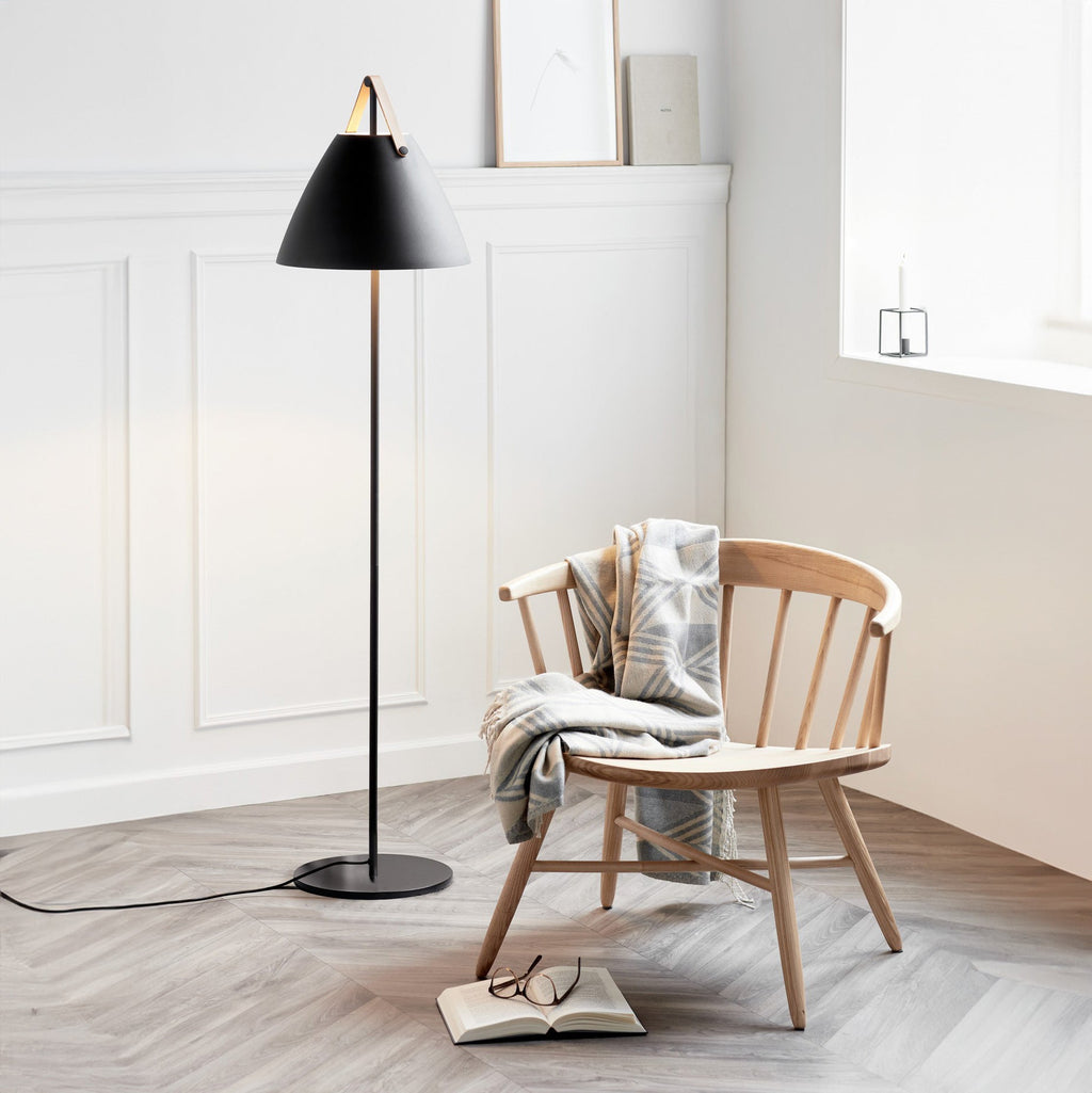 Strap Floor Lamp