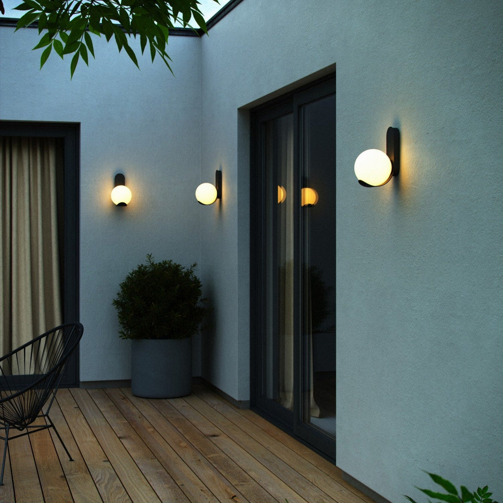 Dalius Outdoor Wall Light