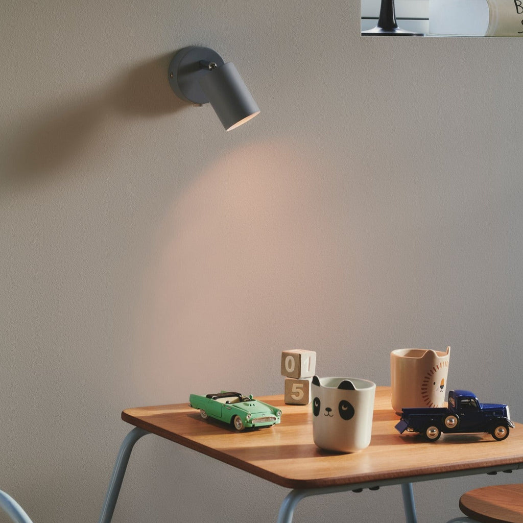 Explore Wall Lamp