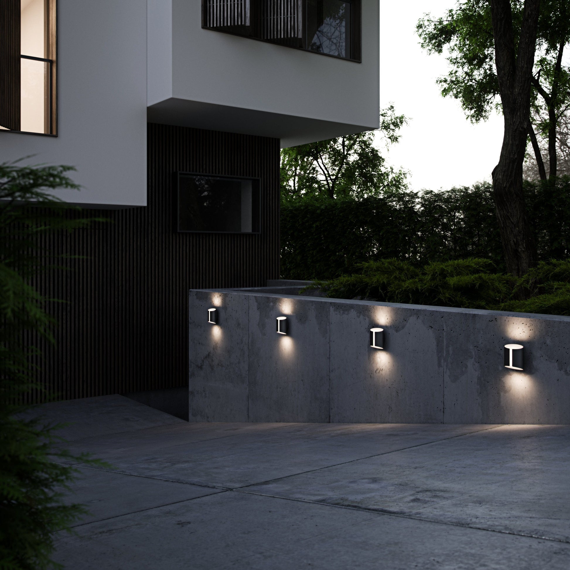 Grip Smart Wall Light, Black