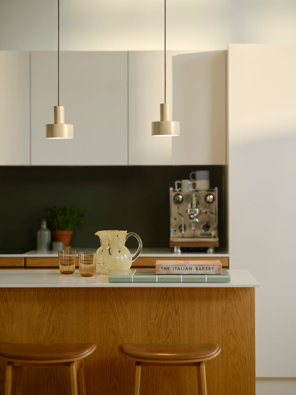 Matis Pendant Light