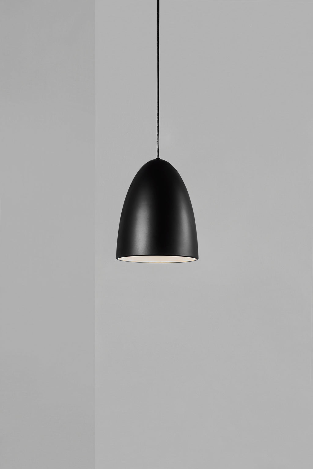 Nexus 20 Pendant Light, Black