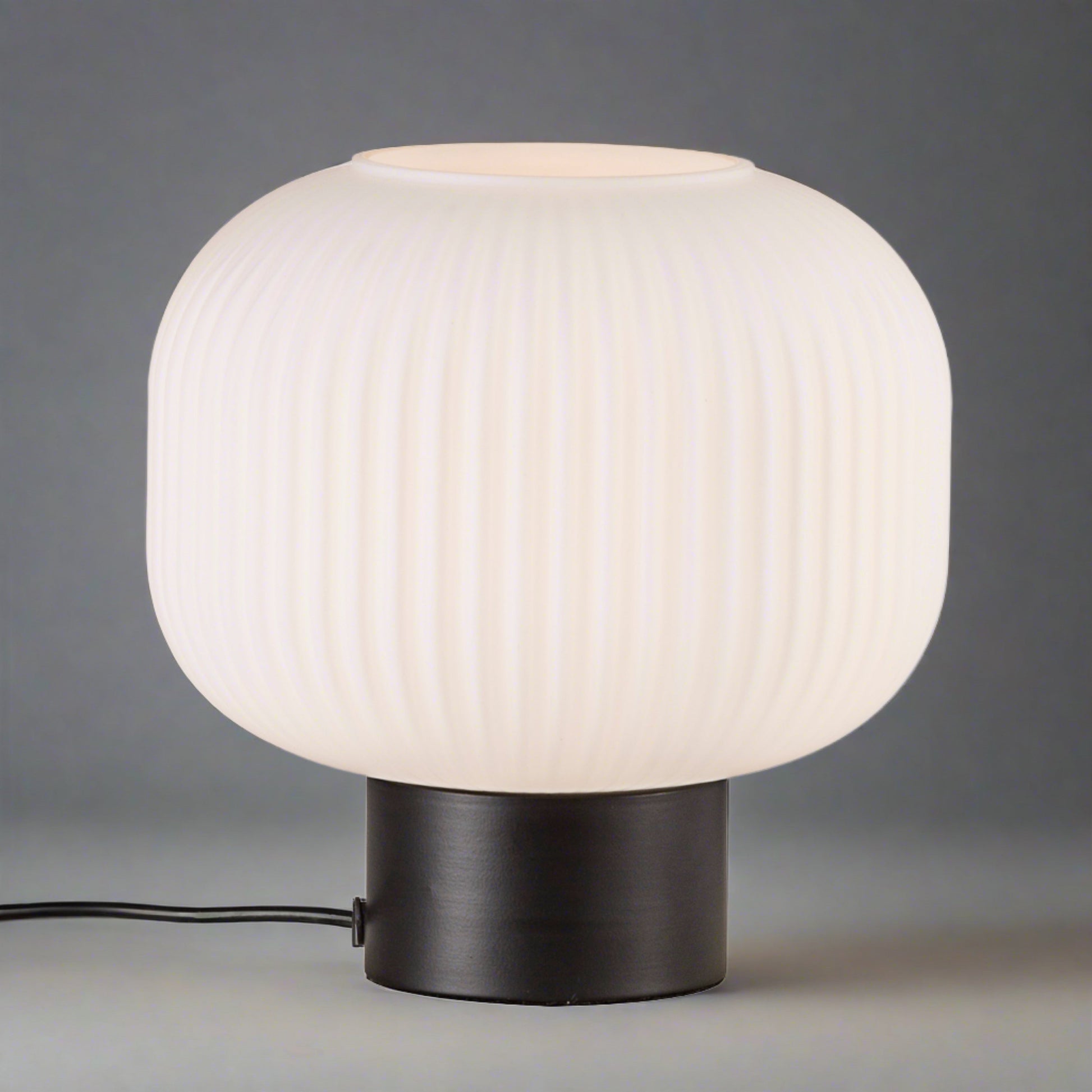 Milford Table Lamp, Opal/Black