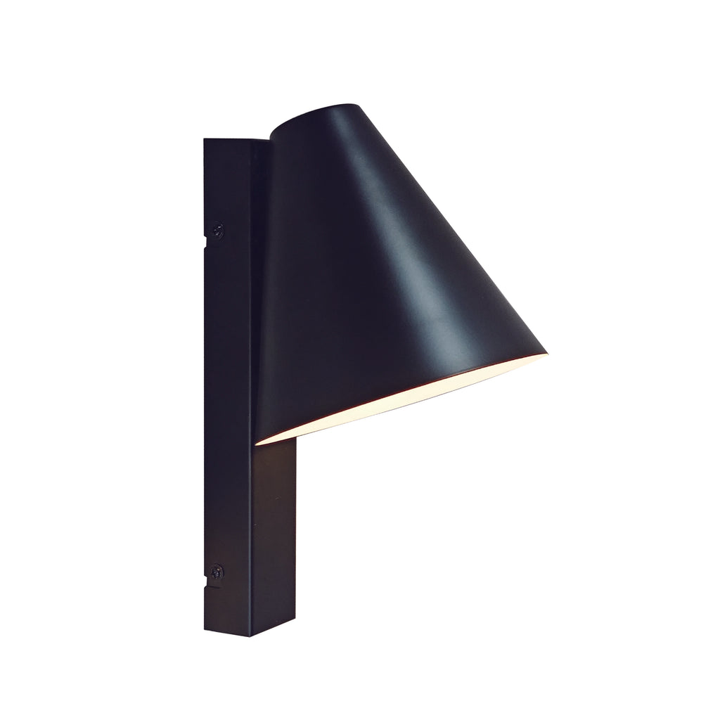 Wilmer Wall Light
