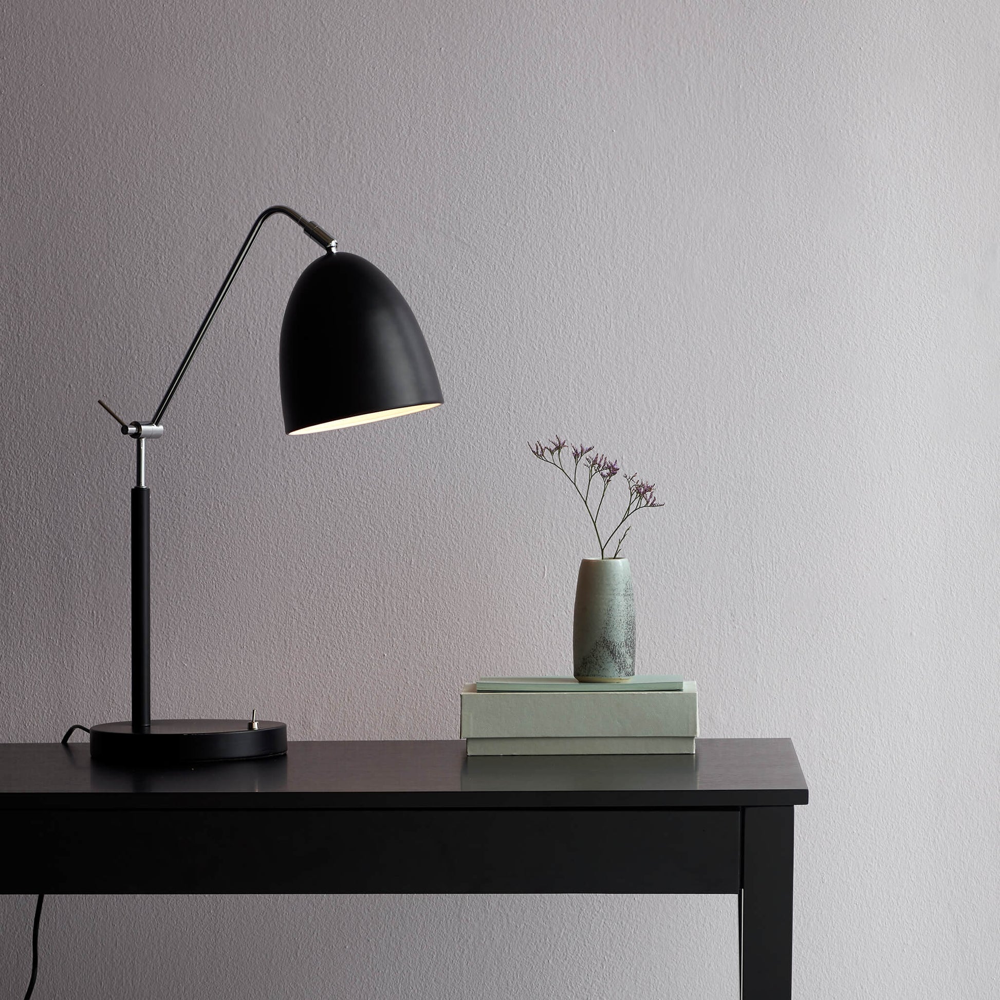 Alexander Table Lamp