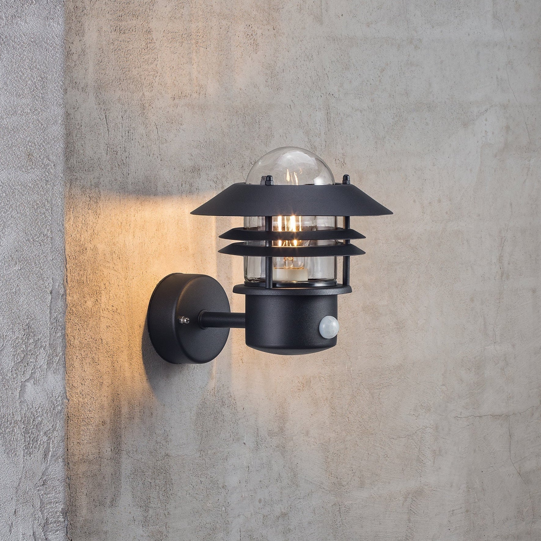 Blokhus Sensor Wall Light