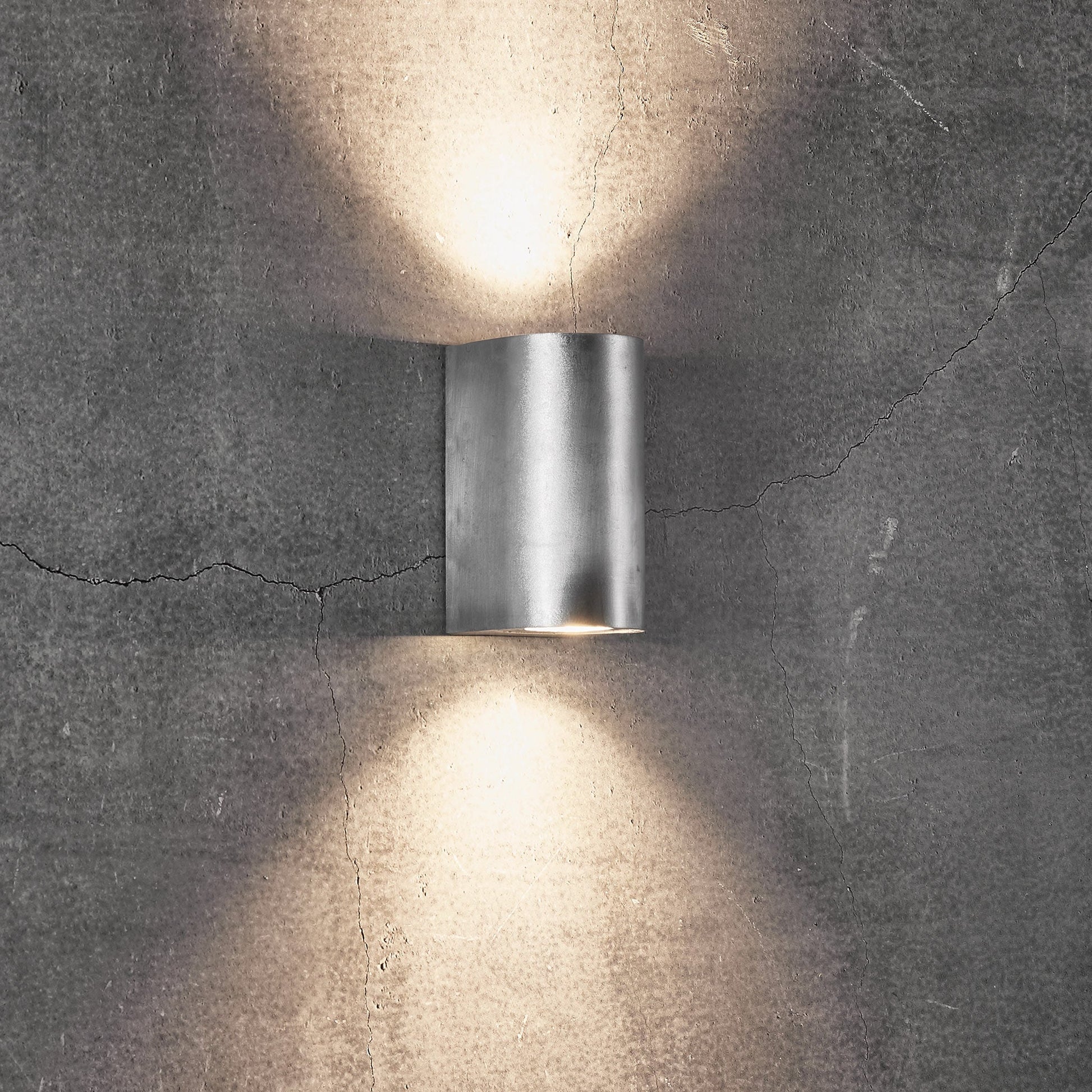 Canto Maxi 2 Outdoor Wall Light