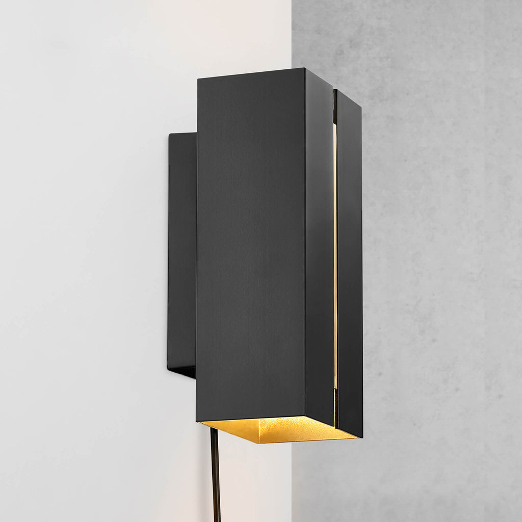 Curtiz Up & Down LED Wall Light