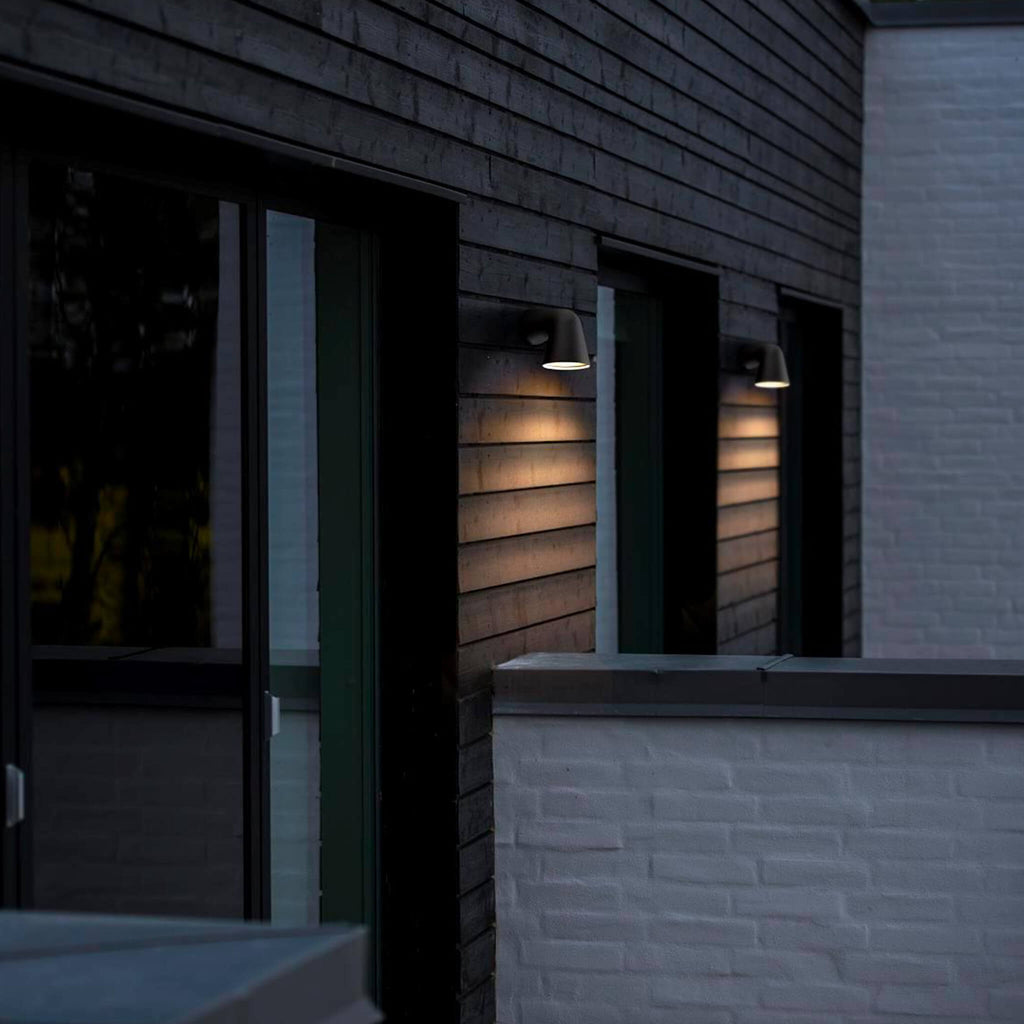 Front Single Outdoor Wall Light