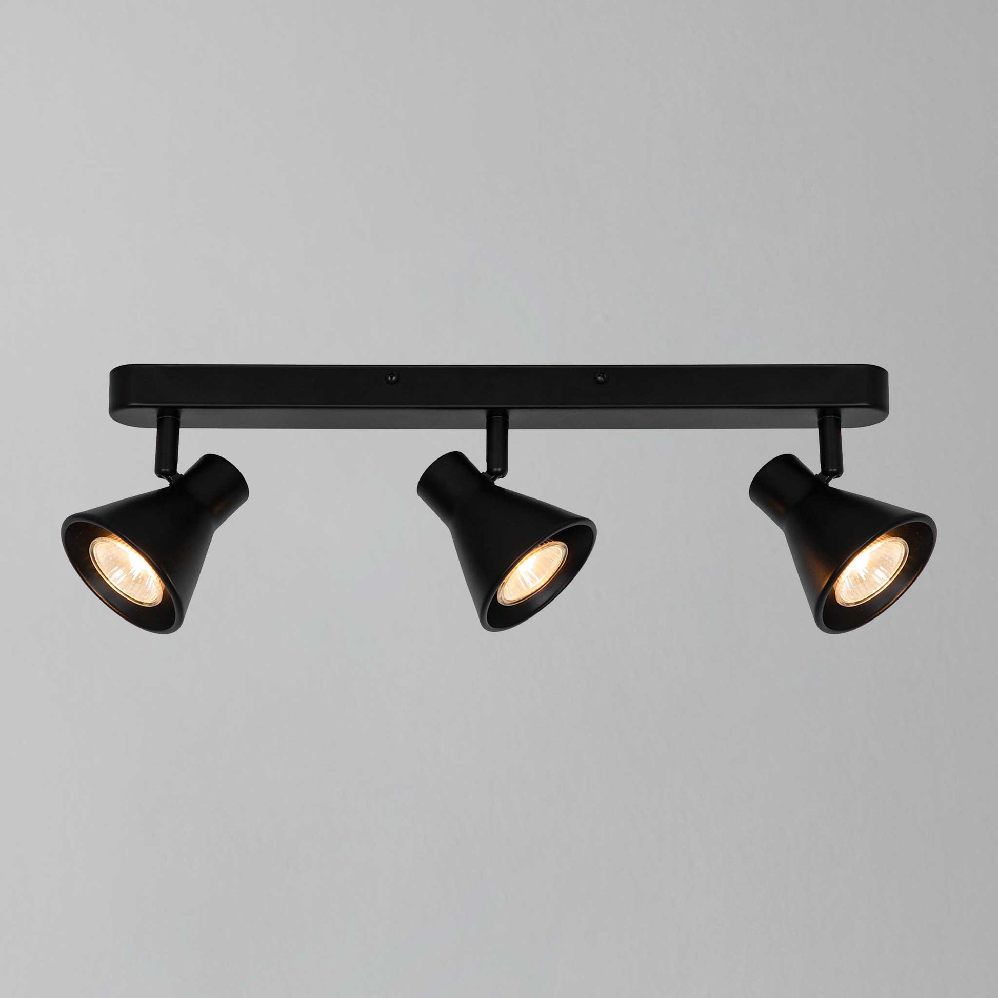 Eik 3 Light Spotlight Bar