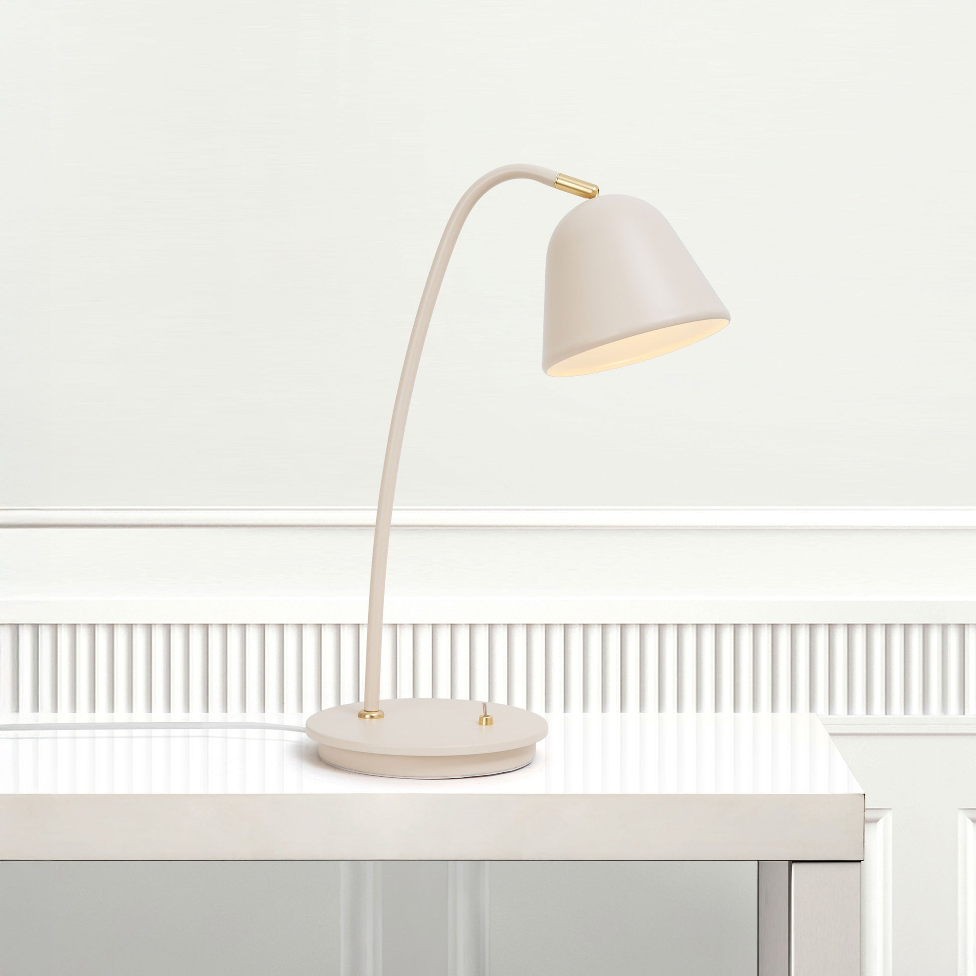 Fleur Desk Lamp, Beige