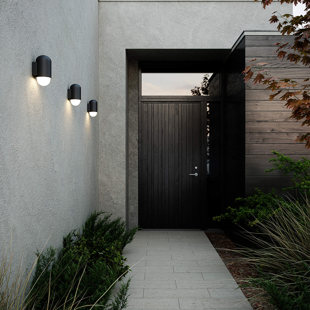 Heka Wall Light, Black