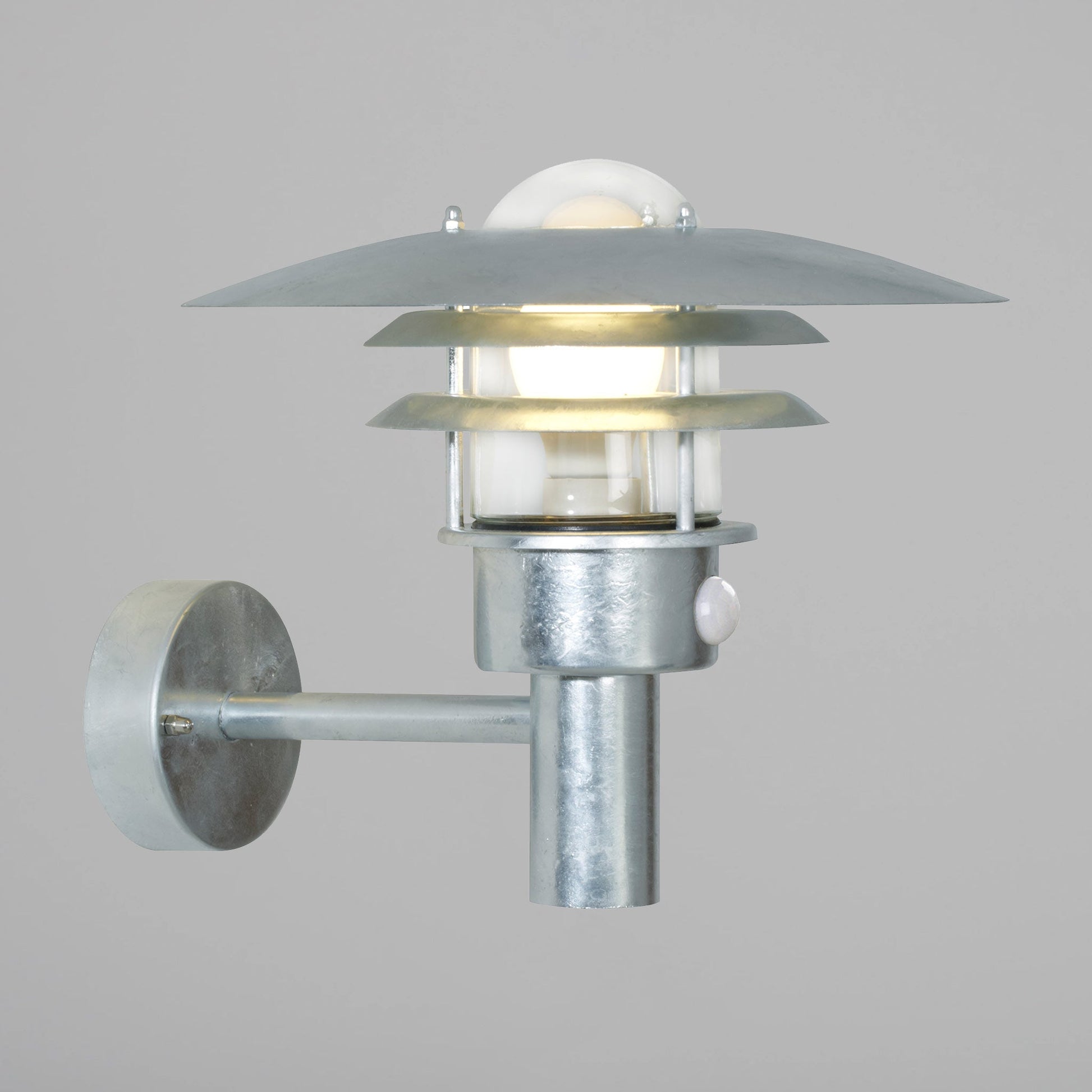 Lonstrup 32 Sensor Wall Light