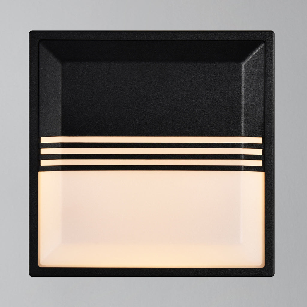 Oliver Square LED Outdoor Light