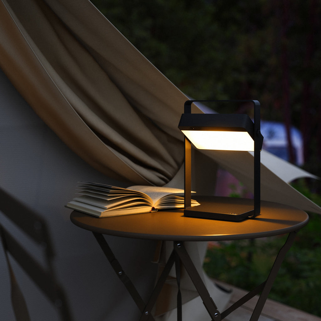 Saulio To-Go Portable Solar Powered Lamp