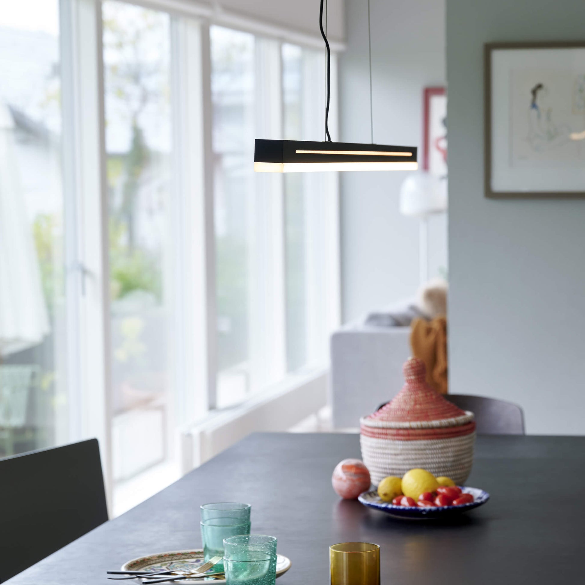 Skylar LED Bar Pendant Light, Black