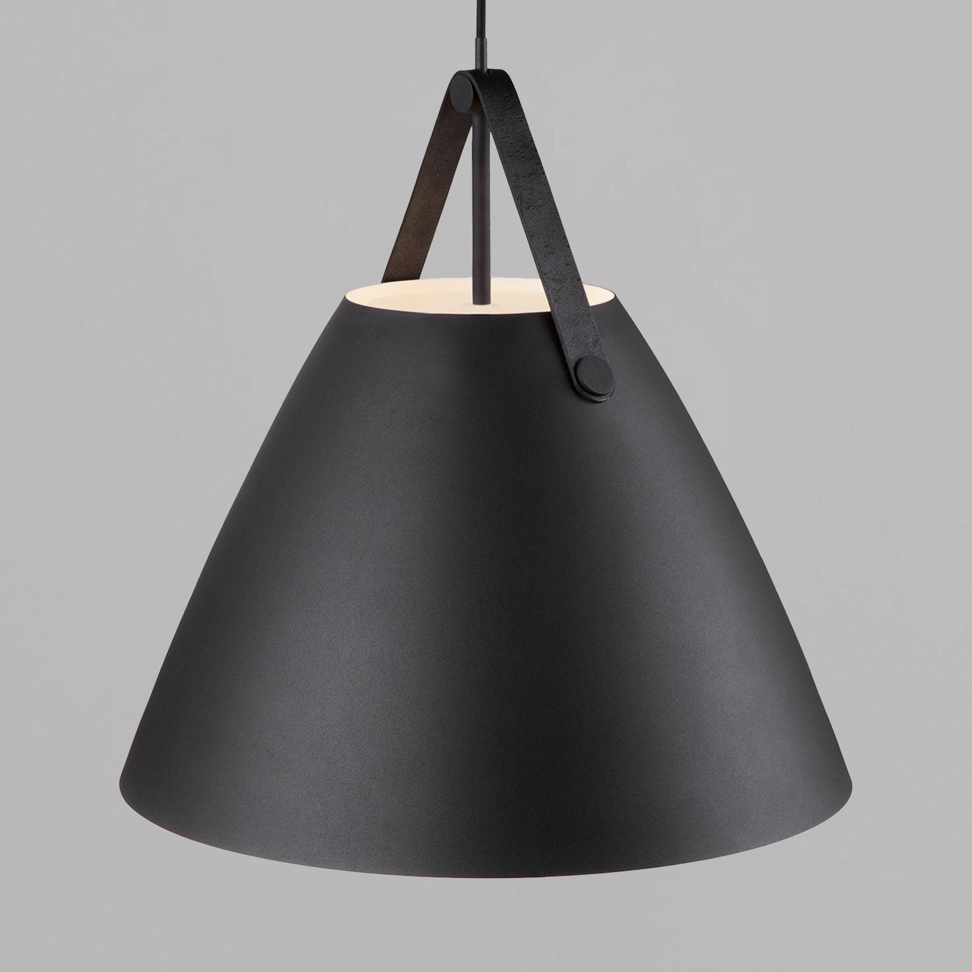 Strap 48 Pendant Light