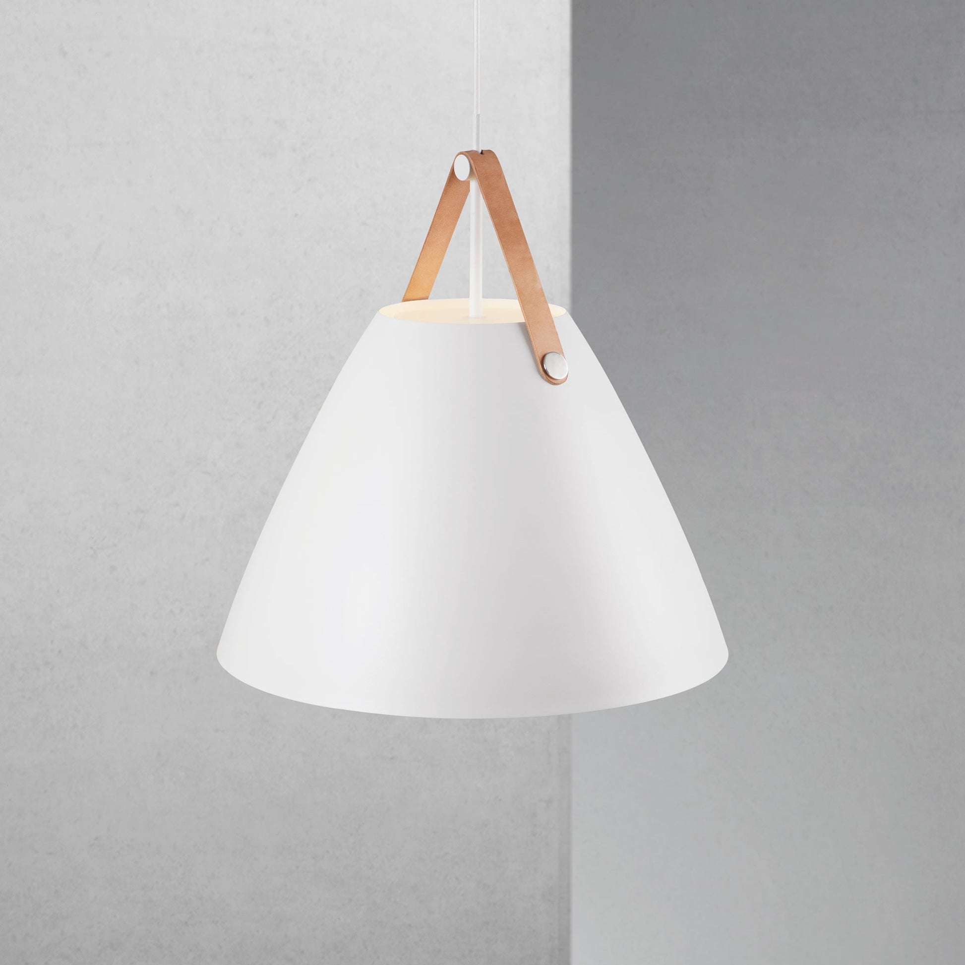 Strap 48 Pendant Light