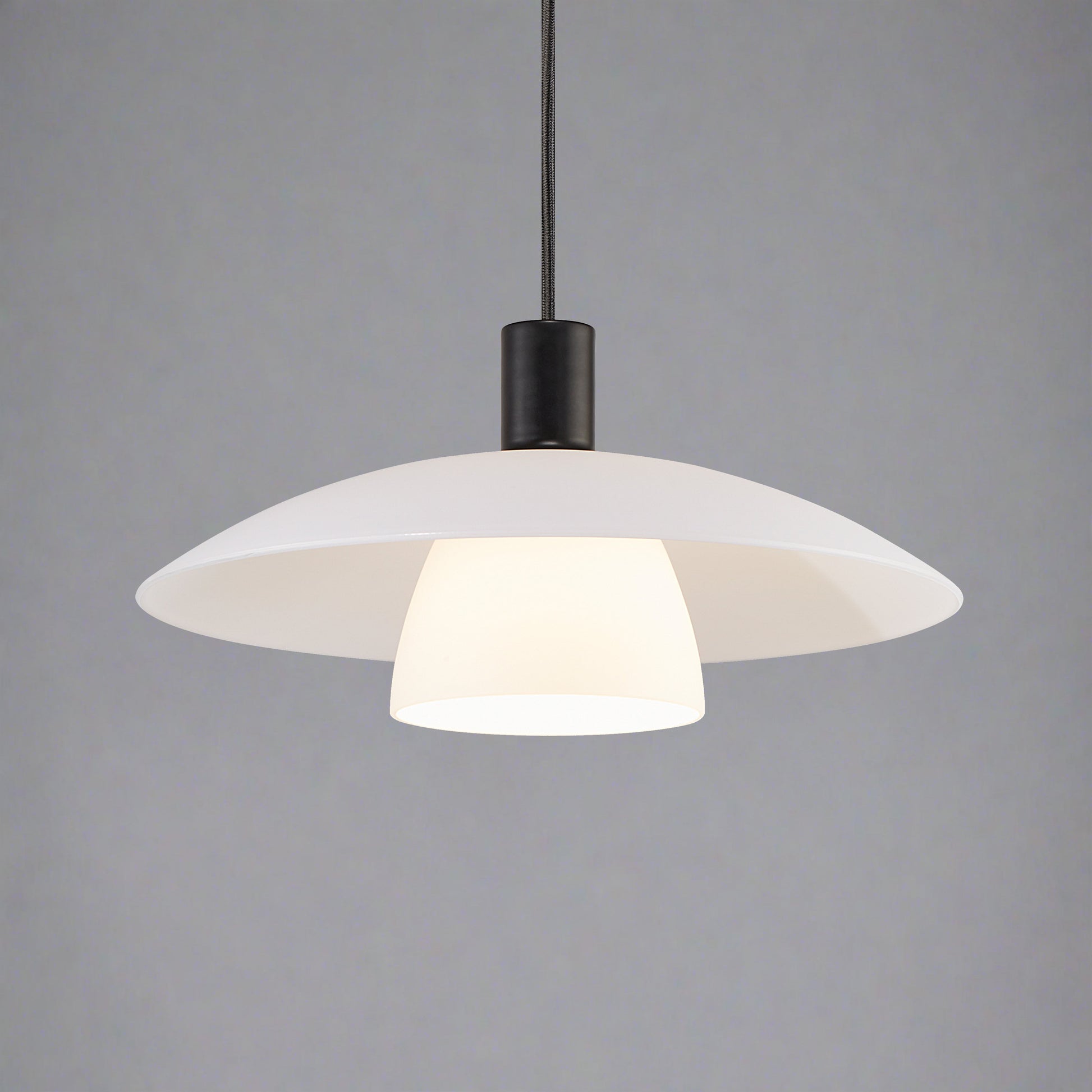 Verona Pendant Light, Black/Opal