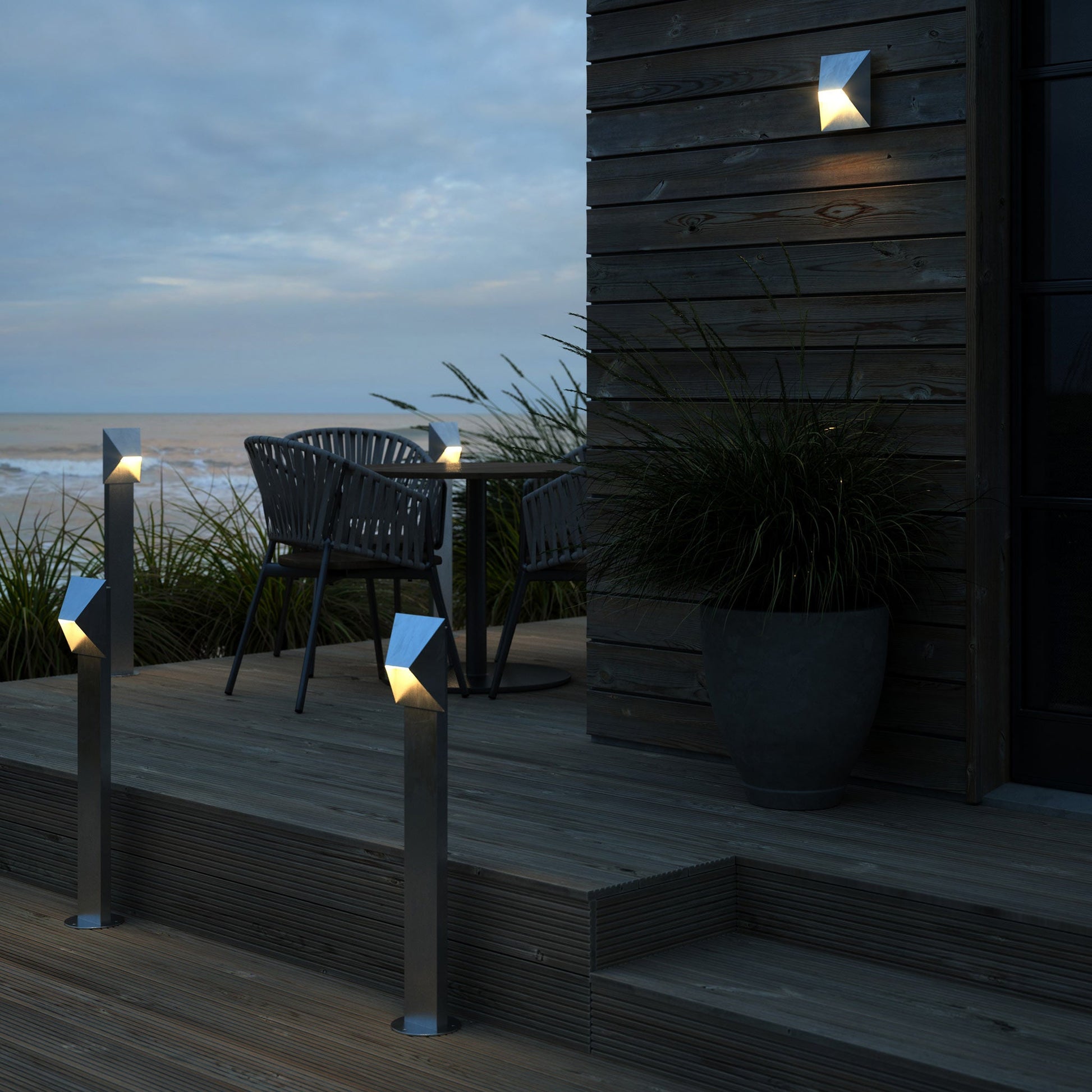 Pontio 15 Outdoor Wall Light