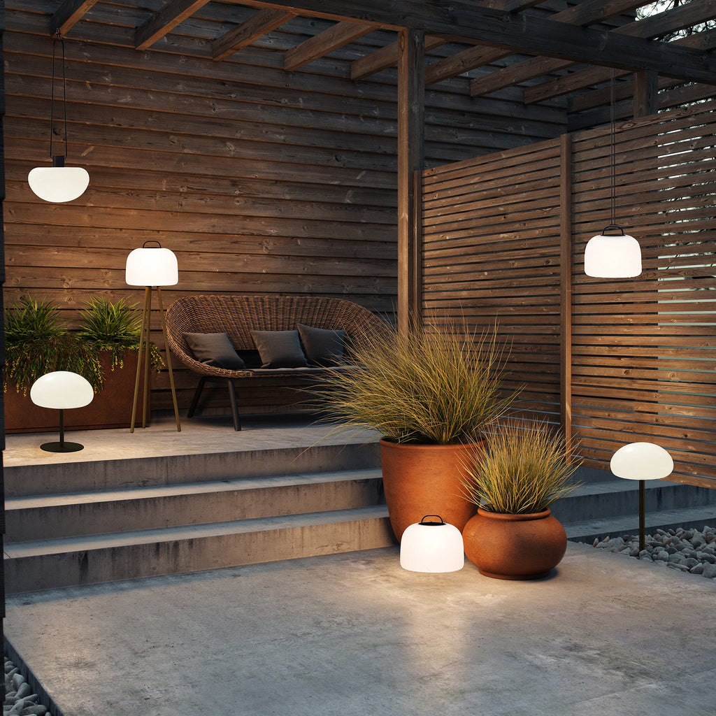 Sponge 20 Rechargeable Table Lamp, Black/Opal