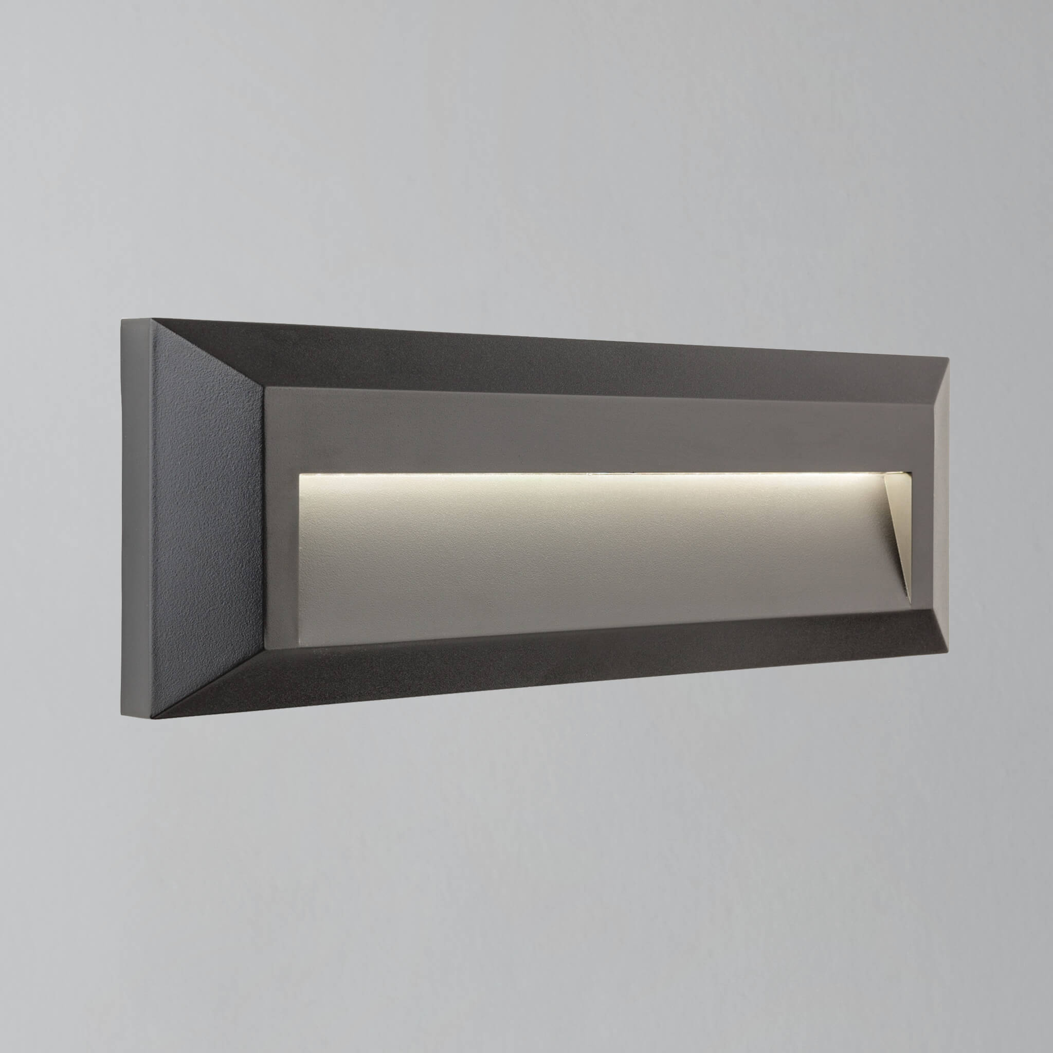 Diffused deals wall light